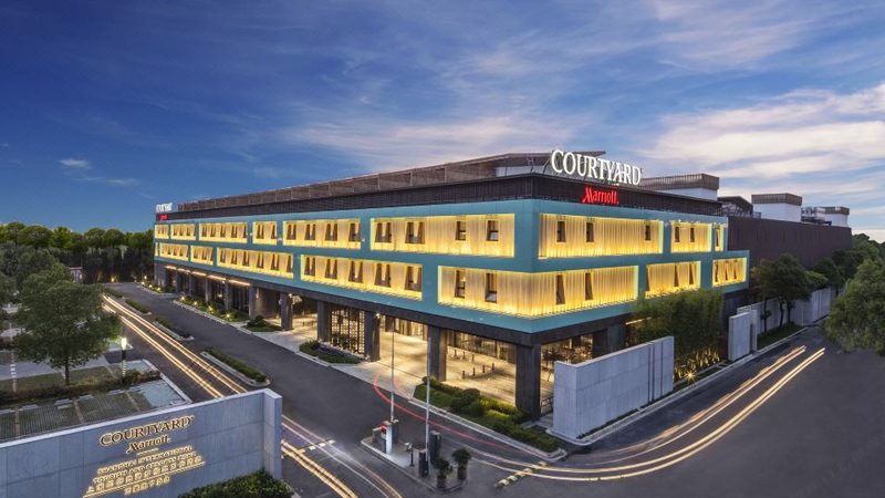 以下为几个具有代表性的亲子旅游线路品牌：